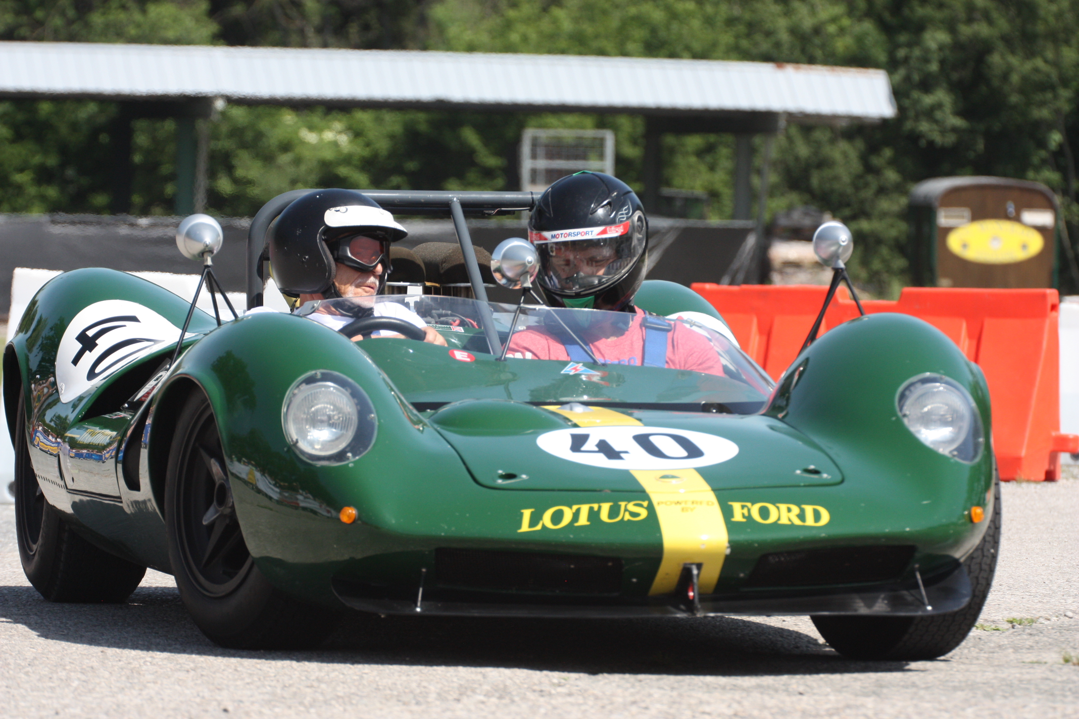 Mezi největší skvosty podniku patřil tento Lotus Mk40, se kterým před 53 lety závodil hvězdný Jim Clark