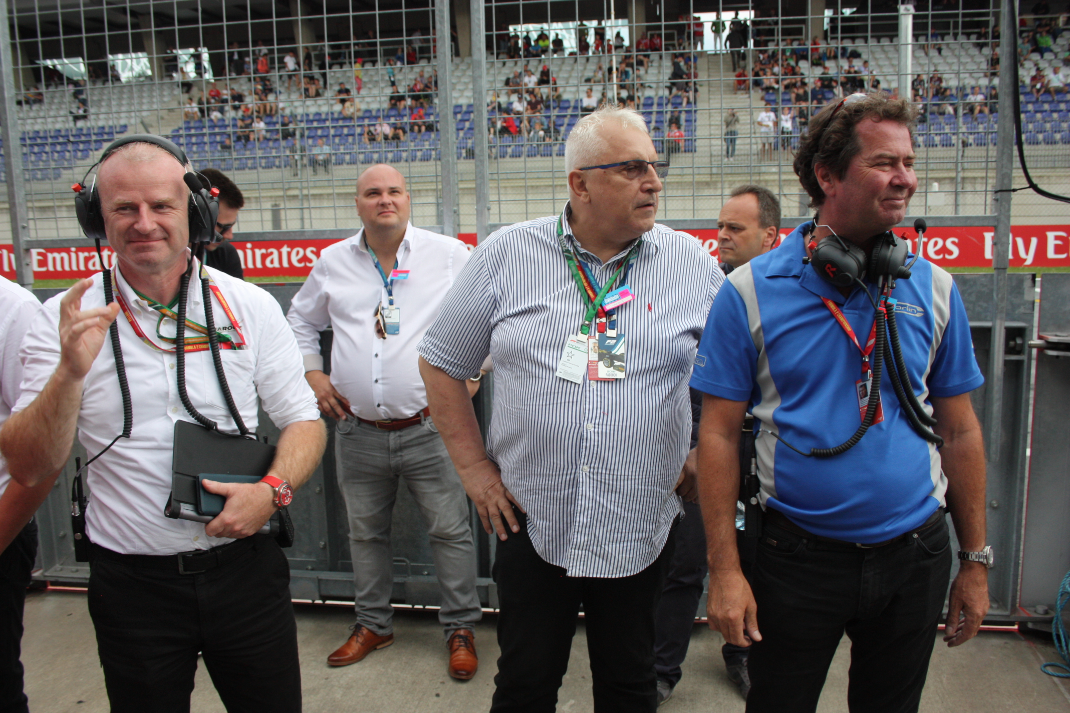 Hned od první sezony ve Formuli 2 mezi „big-playery“ scény: Bob Vavřík a Antonín Charouz s Trevorem Carlinem